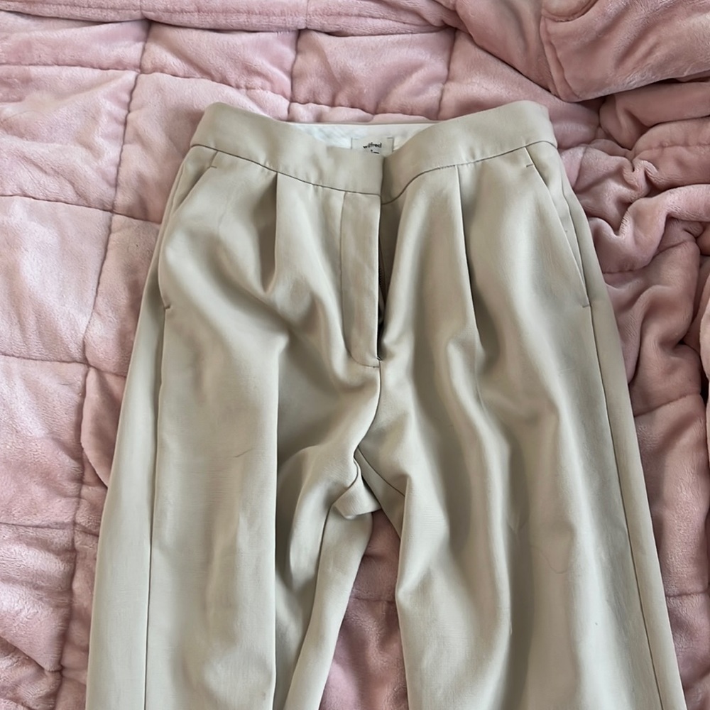 Wilfred Ibiza pants. Cream. Size 6